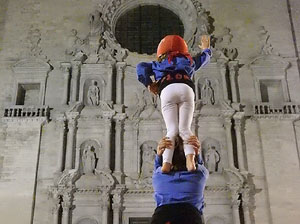 Fires de Sant Narc&iacute;s 2023. Pilar a les escales de la Catedral