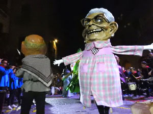 Ballades a la pla&ccedil;a del Vi