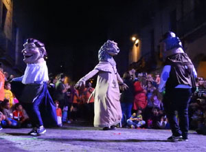 Ballades a la pla&ccedil;a del Vi