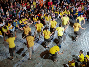 Ballades a la pla&ccedil;a del Vi