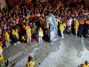 Ballades a la pla&ccedil;a del Vi