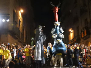 Ballades a la pla&ccedil;a del Vi