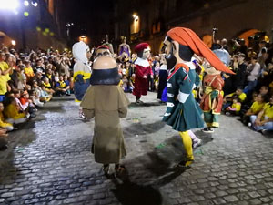 Ball de l'&agrave;liga, capgrossos i gegants