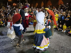 Ball de l'&agrave;liga, capgrossos i gegants