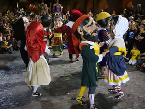 Ball de l'&agrave;liga, capgrossos i gegants