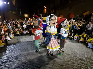 Ball de l'&agrave;liga, capgrossos i gegants