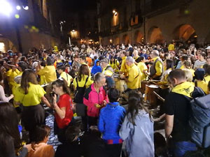 Ball de l'&agrave;liga, capgrossos i gegants