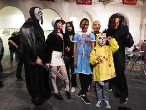 Fires de Sant Narcís 2023. Zombie Walk de Girona