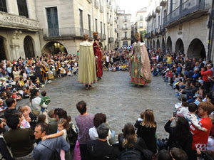 Toc de Rams. Cerimònia del canvi de rams de les gegantes