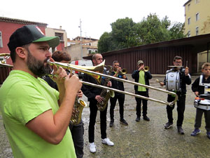 Fires de Sant Narc&iacute;s 2024. Cercavila de gegantons amb la Girona Marxing Band