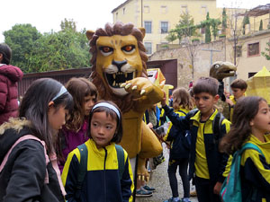 Fires de Sant Narc&iacute;s 2024. Cercavila de gegantons amb la Girona Marxing Band