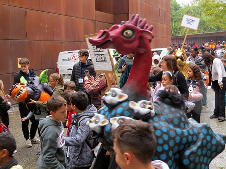 Fires de Sant Narc&iacute;s 2024. Cercavila de gegantons amb la Girona Marxing Band