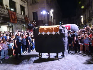 Ballades a la plaça del Vi