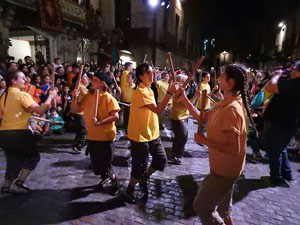 Ballades a la pla&ccedil;a del Vi