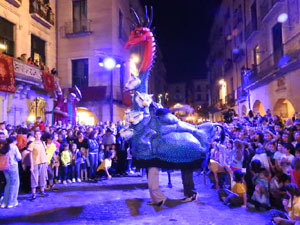 Ballades a la pla&ccedil;a del Vi