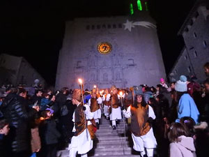 Nadal 2023 a Girona. Arribada del mag Naj-Mandin