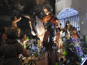 Setmana Santa 2024 a Girona. Exposanta a l'església dels Dolors