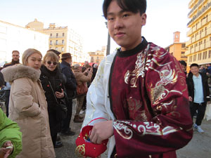 Celebració de l'any nou xinès, el 4723, any de la Serp, a Girona
