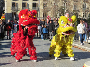 Celebració de l'any nou xinès, el 4723, any de la Serp, a Girona