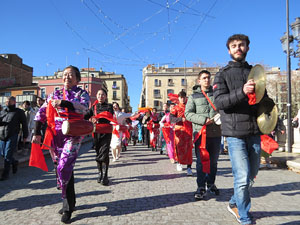 Celebració de l'any nou xinès, el 4723, any de la Serp, a Girona