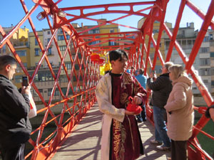 Celebració de l'any nou xinès, el 4723, any de la Serp, a Girona