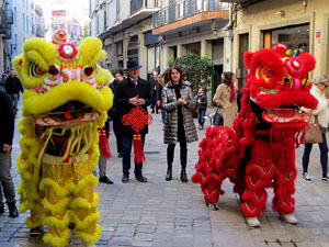 Celebració de l'any nou xinès, el 4723, any de la Serp, a Girona