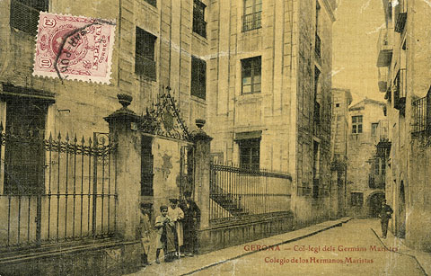 Façana del col·legi dels Maristes, al carrer Claveria. 1904