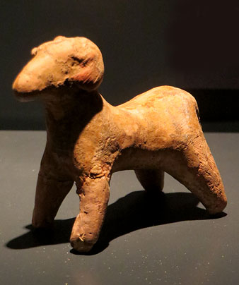 Moltó. Terracota. Edat del ferro, colonitzacions segles VI-V aC. Empúries (L'Escala)