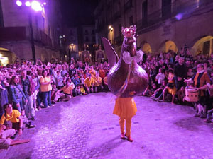Fires de Sant Narc&iacute;s 2024. Ball de l'&Agrave;liga, capgrossos i gegants