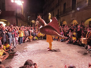 Fires de Sant Narc&iacute;s 2024. Ball de l'&Agrave;liga, capgrossos i gegants