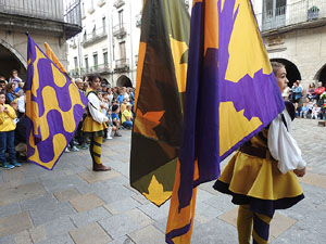 Toc de Rams. Cerim&ograve;nia del canvi de rams de les gegantes