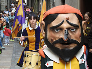 Toc de Rams. Cerim&ograve;nia del canvi de rams de les gegantes