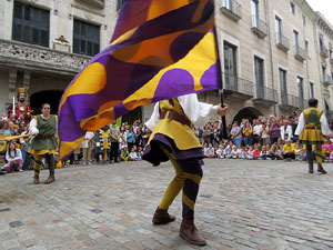 Toc de Rams. Cerim&ograve;nia del canvi de rams de les gegantes
