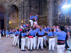 Fires de Sant Narcís 2025. Pilar a les escales de la Catedral