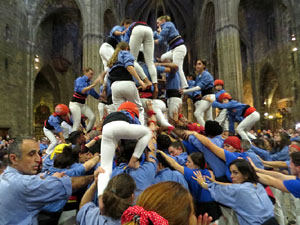 Fires de Sant Narcís 2025. Pilar a les escales de la Catedral