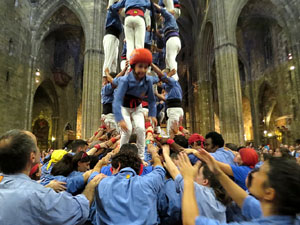 Fires de Sant Narcís 2025. Pilar a les escales de la Catedral