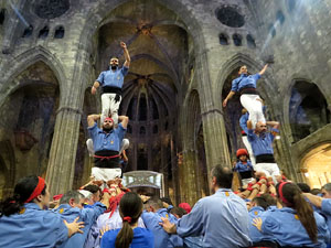 Fires de Sant Narcís 2025. Pilar a les escales de la Catedral