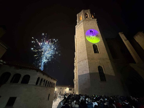 Celebració de l'Any Nou a la plaça dels Apòstols