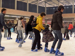 Nadal 2024 a Girona. Pista de gel i mercat de Nadal a Fira de Girona