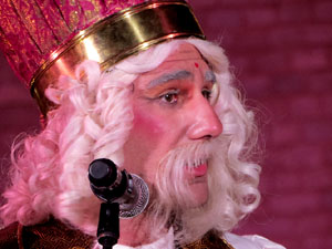 Reis 2025. Arribada dels Reis a la pla&ccedil;a de l'U d'octubre de 2017