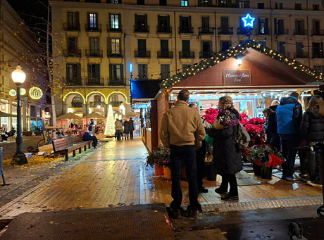Nadal 2025. Firanadal a la pla&ccedil;a de la Independ&egrave;ncia