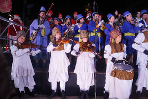 Reis 2026. Arribada dels Reis a la pla&ccedil;a de l'U d'octubre de 2017