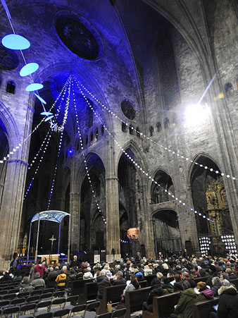 La nau g&ograve;tica de la Catedral durant el Cant de la Sibil&middot;la
