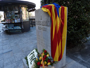 Diada Nacional 2026. Homenatge floral a Carles Rahola a la Rambla de la Llibertat