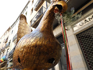 Cercavila de la Flama del Canig&oacute; 2026 fins la pla&ccedil;a del Vi