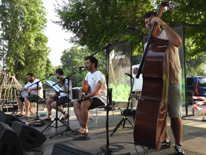 Festival Notes al parc 2026. Ganxet el&egrave;ctric