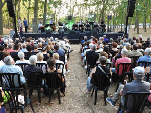 Festival Notes al parc 2026. Girona Jazz Project Big Band & Smack Dab