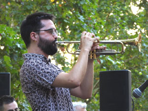 Festival Notes al parc 2026. Girona Jazz Project Big Band & Smack Dab