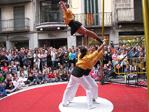 Espectacle de circ a c&agrave;rrec de CIRCO LOS