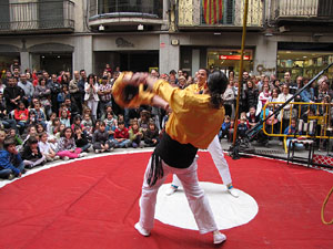 Espectacle de circ a c&agrave;rrec de CIRCO LOS